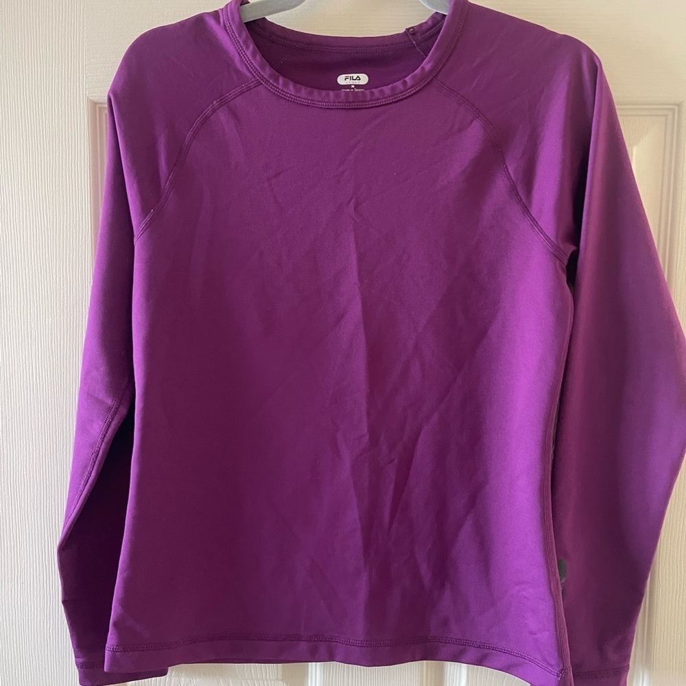 FILA long sleeve • Women’s medium